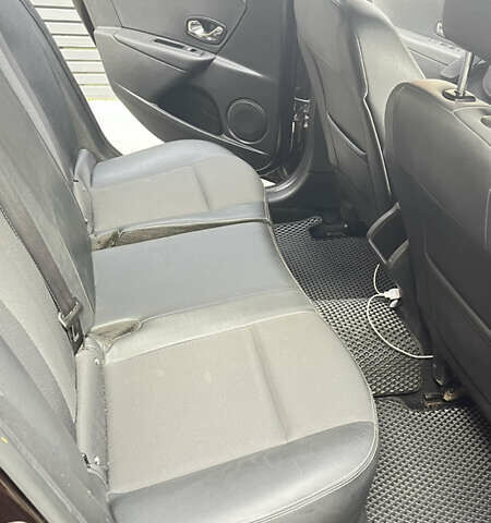 Коричневий Рено Меган, об'ємом двигуна 1.5 л та пробігом 223 тис. км за 9500 $, фото 8 на Automoto.ua