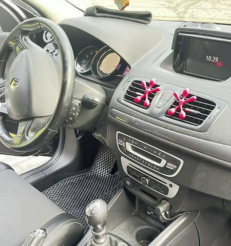 Коричневий Рено Меган, об'ємом двигуна 1.5 л та пробігом 223 тис. км за 9500 $, фото 7 на Automoto.ua