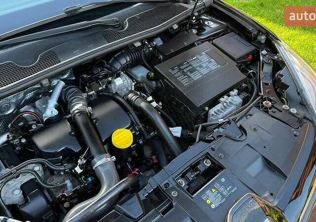 Коричневый Рено Меган, объемом двигателя 1.5 л и пробегом 202 тыс. км за 9400 $, фото 26 на Automoto.ua