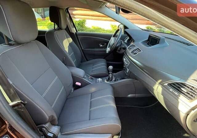 Коричневый Рено Меган, объемом двигателя 1.5 л и пробегом 202 тыс. км за 9400 $, фото 10 на Automoto.ua