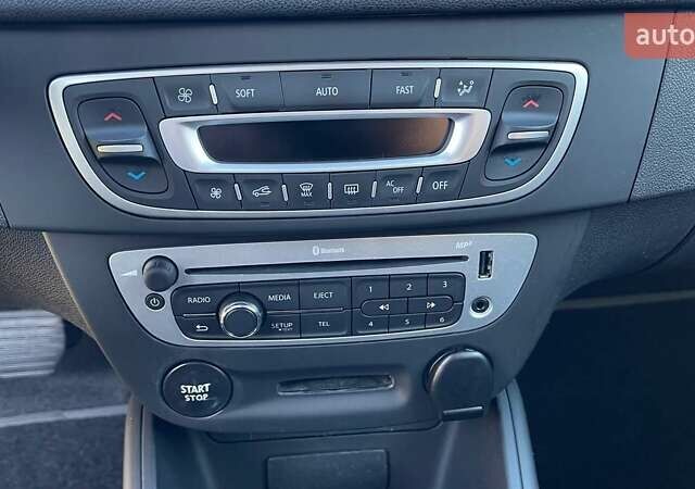 Коричневый Рено Меган, объемом двигателя 1.5 л и пробегом 202 тыс. км за 9400 $, фото 21 на Automoto.ua