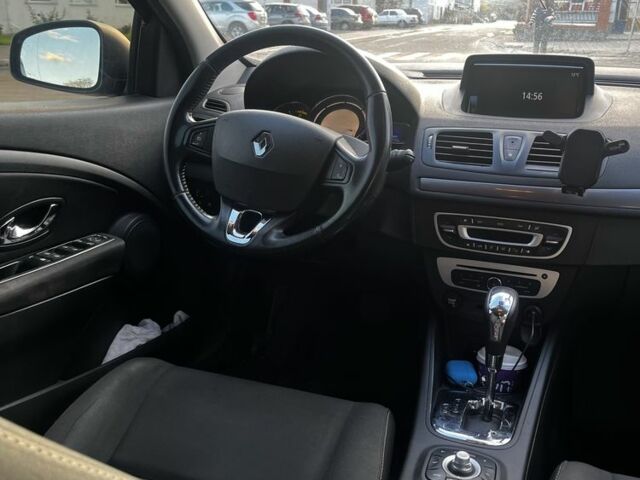 Рено Меган 2015 в Черкассах на Automoto.ua Коричневый Рено Меган, объемом двигателя 1.5 л и пробегом 268 тыс. км за 9000 $, фото 7 на Automoto.ua