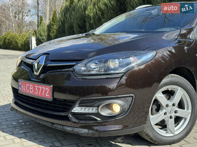 Коричневый Рено Меган, объемом двигателя 1.5 л и пробегом 117 тыс. км за 8900 $, фото 5 на Automoto.ua