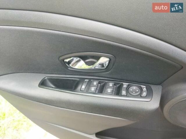 Коричневый Рено Меган, объемом двигателя 1.5 л и пробегом 223 тыс. км за 10700 $, фото 10 на Automoto.ua