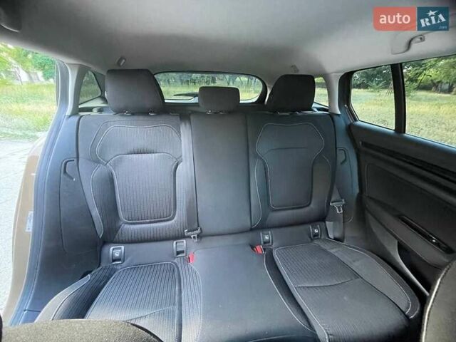 Коричневый Рено Меган, объемом двигателя 1.46 л и пробегом 194 тыс. км за 11250 $, фото 10 на Automoto.ua