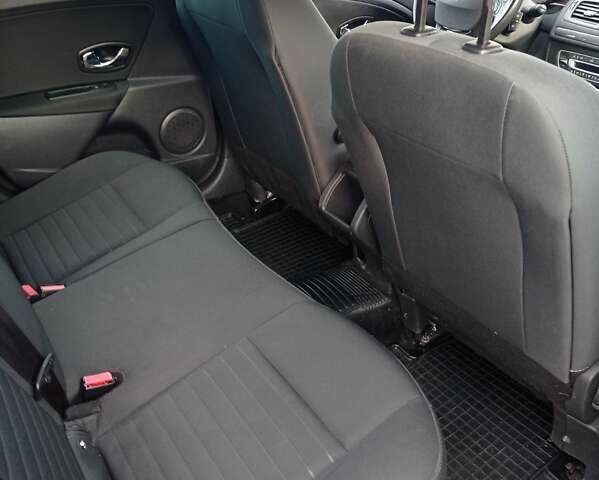 Коричневый Рено Меган, объемом двигателя 1.5 л и пробегом 164 тыс. км за 8750 $, фото 15 на Automoto.ua