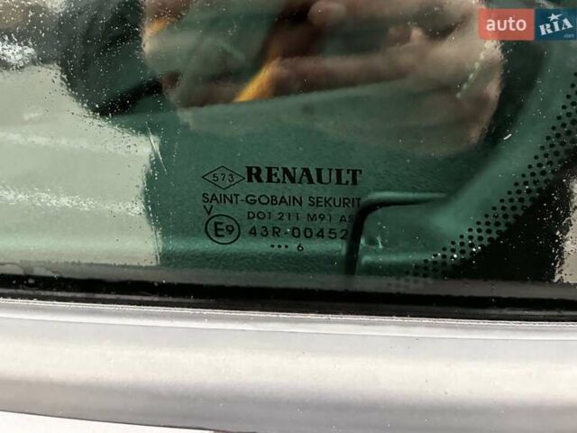 Коричневий Рено Меган, об'ємом двигуна 1.5 л та пробігом 188 тис. км за 8800 $, фото 15 на Automoto.ua