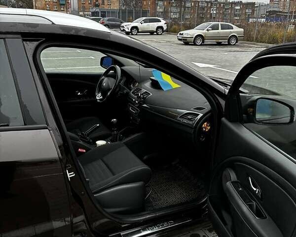 Коричневий Рено Меган, об'ємом двигуна 1.5 л та пробігом 188 тис. км за 8800 $, фото 7 на Automoto.ua