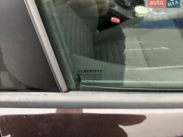 Коричневий Рено Меган, об'ємом двигуна 1.5 л та пробігом 188 тис. км за 8800 $, фото 18 на Automoto.ua