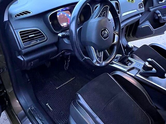 Коричневый Рено Меган, объемом двигателя 1.5 л и пробегом 227 тыс. км за 13000 $, фото 10 на Automoto.ua