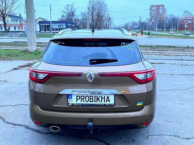 Коричневый Рено Меган, объемом двигателя 1.5 л и пробегом 227 тыс. км за 13000 $, фото 4 на Automoto.ua