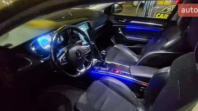 Коричневый Рено Меган, объемом двигателя 1.46 л и пробегом 300 тыс. км за 11952 $, фото 38 на Automoto.ua