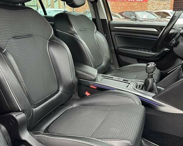 Коричневый Рено Меган, объемом двигателя 1.5 л и пробегом 302 тыс. км за 11950 $, фото 14 на Automoto.ua