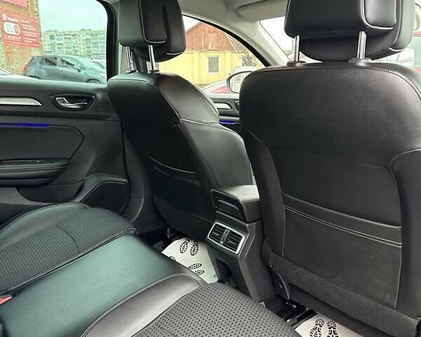 Коричневый Рено Меган, объемом двигателя 1.5 л и пробегом 302 тыс. км за 11950 $, фото 19 на Automoto.ua