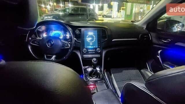 Коричневый Рено Меган, объемом двигателя 1.46 л и пробегом 300 тыс. км за 11952 $, фото 35 на Automoto.ua