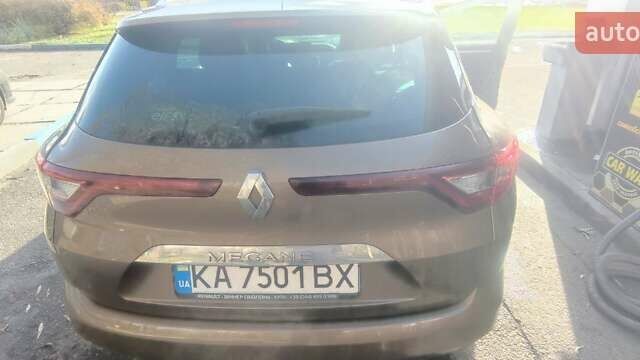 Коричневый Рено Меган, объемом двигателя 1.46 л и пробегом 300 тыс. км за 11952 $, фото 21 на Automoto.ua