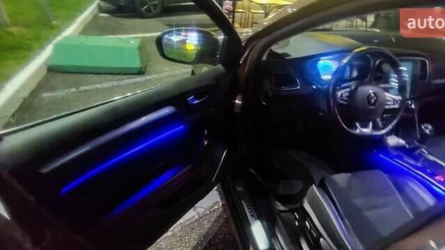 Коричневый Рено Меган, объемом двигателя 1.46 л и пробегом 300 тыс. км за 11952 $, фото 37 на Automoto.ua