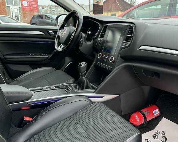 Коричневый Рено Меган, объемом двигателя 1.5 л и пробегом 302 тыс. км за 11950 $, фото 9 на Automoto.ua