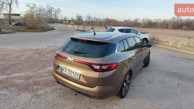 Коричневый Рено Меган, объемом двигателя 1.46 л и пробегом 300 тыс. км за 11952 $, фото 23 на Automoto.ua