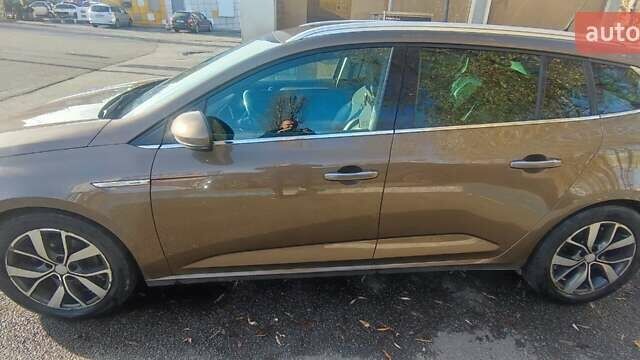 Коричневый Рено Меган, объемом двигателя 1.46 л и пробегом 300 тыс. км за 11952 $, фото 17 на Automoto.ua