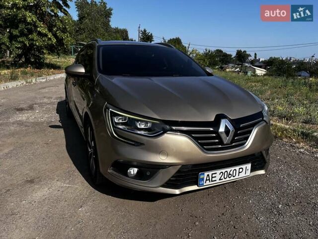 Коричневий Рено Меган, об'ємом двигуна 1.46 л та пробігом 214 тис. км за 15000 $, фото 3 на Automoto.ua