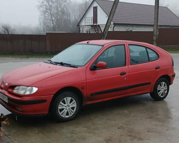 Красный Рено Меган, объемом двигателя 1.6 л и пробегом 300 тыс. км за 1400 $, фото 1 на Automoto.ua