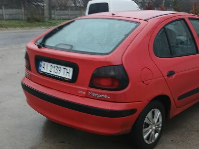 Червоний Рено Меган, об'ємом двигуна 1.6 л та пробігом 300 тис. км за 1400 $, фото 3 на Automoto.ua