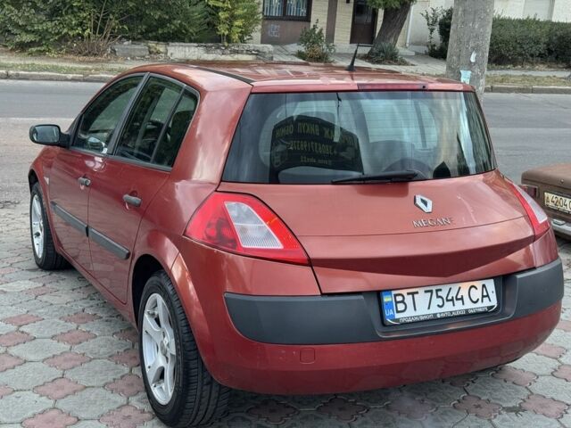 Червоний Рено Меган, об'ємом двигуна 1.6 л та пробігом 160 тис. км за 3350 $, фото 5 на Automoto.ua