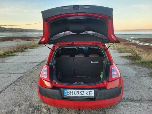 Червоний Рено Меган, об'ємом двигуна 1.4 л та пробігом 240 тис. км за 3200 $, фото 3 на Automoto.ua