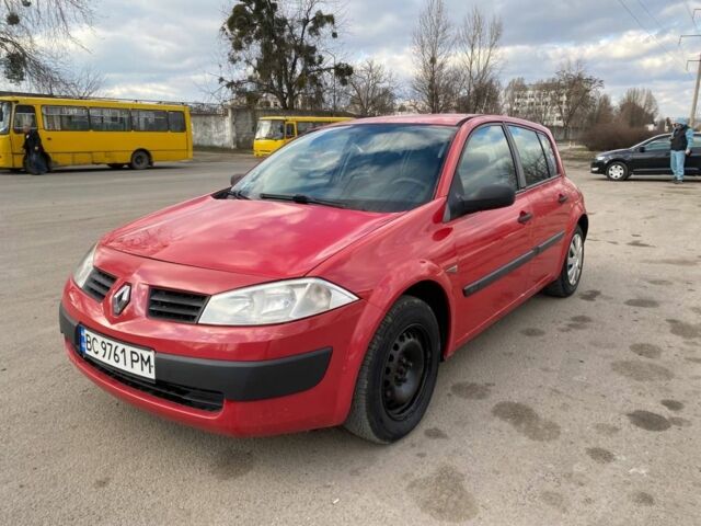 Красный Рено Меган, объемом двигателя 1.4 л и пробегом 287 тыс. км за 2500 $, фото 1 на Automoto.ua