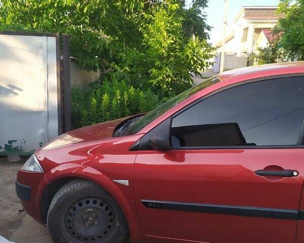 Красный Рено Меган, объемом двигателя 1.46 л и пробегом 284 тыс. км за 3500 $, фото 7 на Automoto.ua