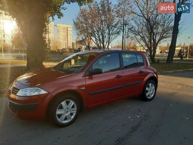 Красный Рено Меган, объемом двигателя 1.6 л и пробегом 155 тыс. км за 5500 $, фото 2 на Automoto.ua