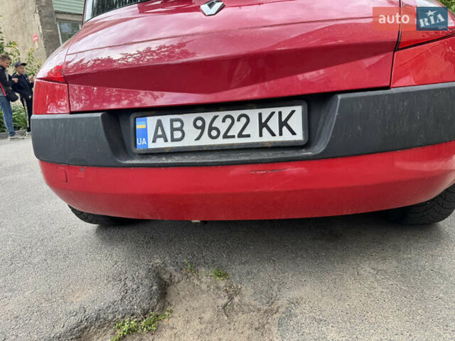 Красный Рено Меган, объемом двигателя 1.6 л и пробегом 285 тыс. км за 4500 $, фото 4 на Automoto.ua