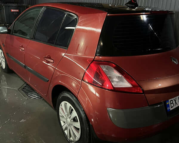 Красный Рено Меган, объемом двигателя 1.46 л и пробегом 262 тыс. км за 3400 $, фото 6 на Automoto.ua