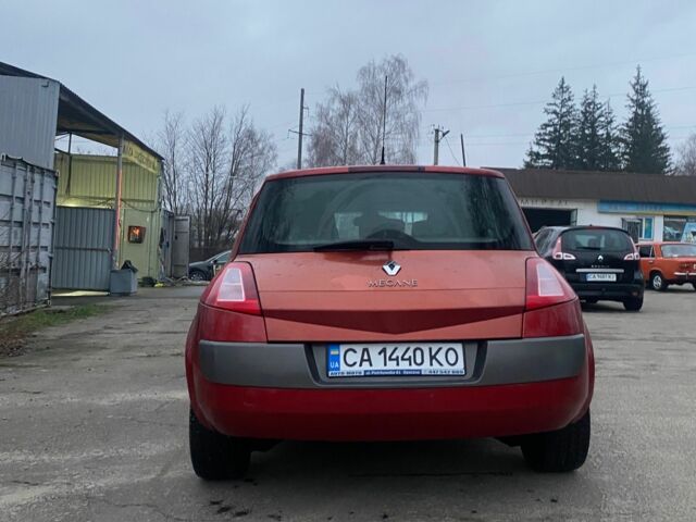 Красный Рено Меган, объемом двигателя 1.6 л и пробегом 270 тыс. км за 2800 $, фото 5 на Automoto.ua