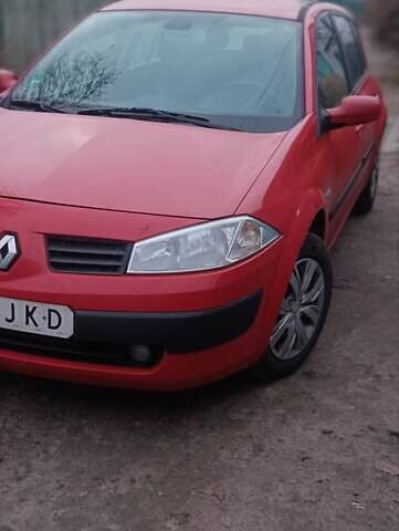 Красный Рено Меган, объемом двигателя 1.4 л и пробегом 219 тыс. км за 4900 $, фото 10 на Automoto.ua