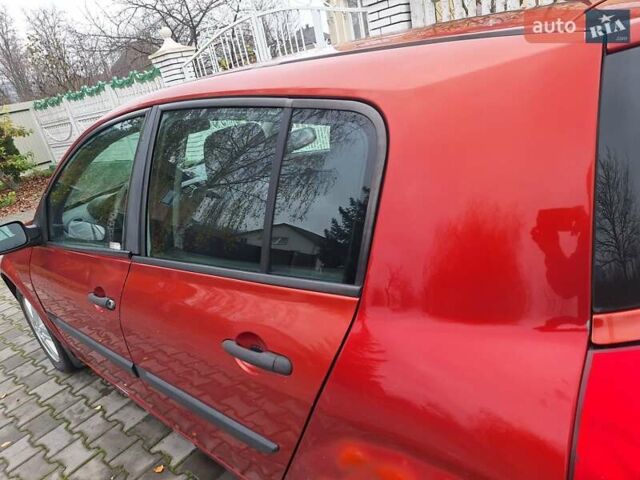 Красный Рено Меган, объемом двигателя 1.4 л и пробегом 206 тыс. км за 2300 $, фото 6 на Automoto.ua