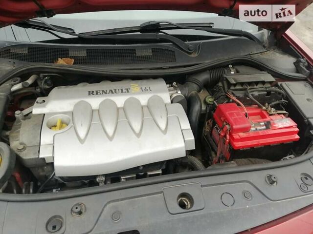 Червоний Рено Меган, об'ємом двигуна 0 л та пробігом 82 тис. км за 6200 $, фото 4 на Automoto.ua