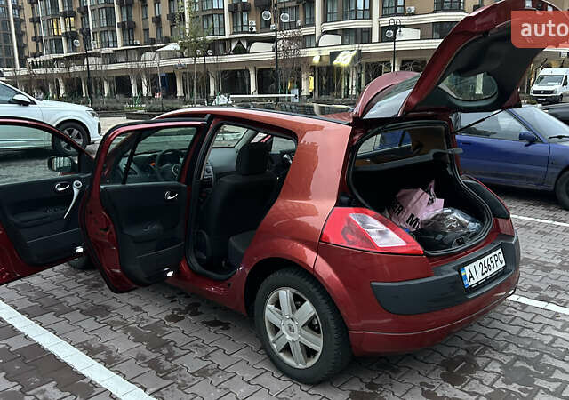 Червоний Рено Меган, об'ємом двигуна 1.6 л та пробігом 239 тис. км за 4700 $, фото 8 на Automoto.ua