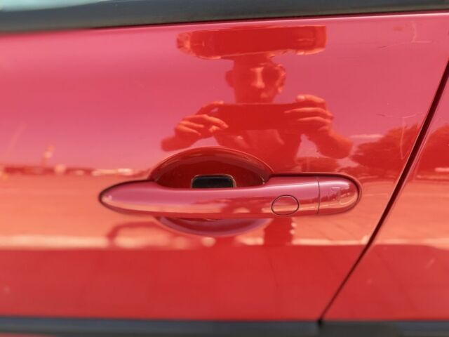 Красный Рено Меган, объемом двигателя 1.4 л и пробегом 221 тыс. км за 5000 $, фото 21 на Automoto.ua