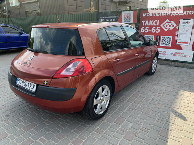Рено Меган 2005 в Хмельницком на Automoto.ua Красный Рено Меган, объемом двигателя 1.6 л и пробегом 360 тыс. км за 3999 $, фото 8 на Automoto.ua