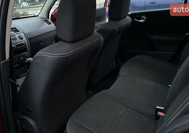 Червоний Рено Меган, об'ємом двигуна 1.6 л та пробігом 239 тис. км за 4700 $, фото 13 на Automoto.ua