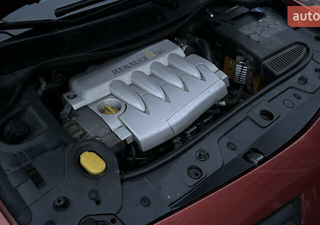 Червоний Рено Меган, об'ємом двигуна 1.6 л та пробігом 239 тис. км за 4700 $, фото 18 на Automoto.ua