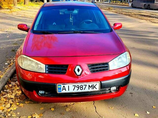 Красный Рено Меган, объемом двигателя 1.6 л и пробегом 300 тыс. км за 3500 $, фото 1 на Automoto.ua