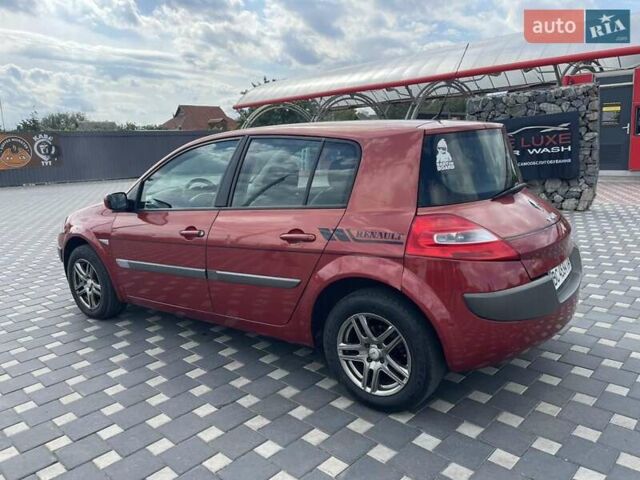 Красный Рено Меган, объемом двигателя 1.39 л и пробегом 280 тыс. км за 3200 $, фото 3 на Automoto.ua