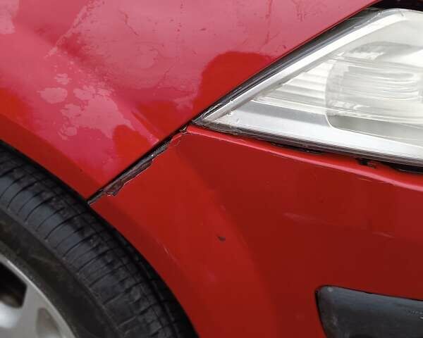 Красный Рено Меган, объемом двигателя 1.6 л и пробегом 230 тыс. км за 4200 $, фото 14 на Automoto.ua