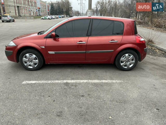 Червоний Рено Меган, об'ємом двигуна 1.87 л та пробігом 238 тис. км за 4700 $, фото 3 на Automoto.ua