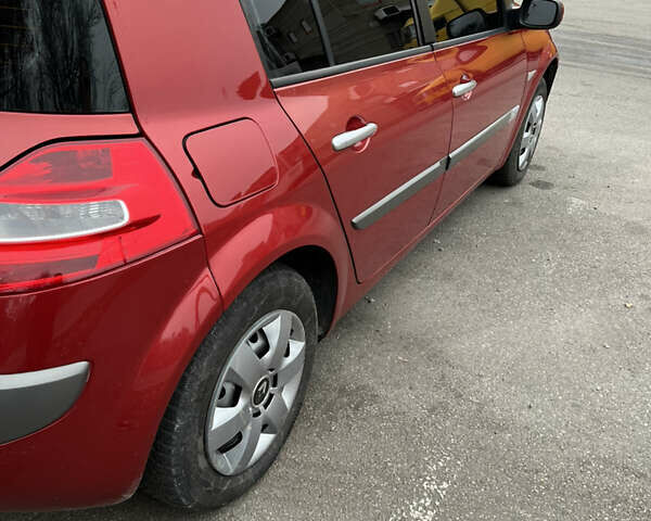 Червоний Рено Меган, об'ємом двигуна 1.87 л та пробігом 238 тис. км за 4700 $, фото 1 на Automoto.ua