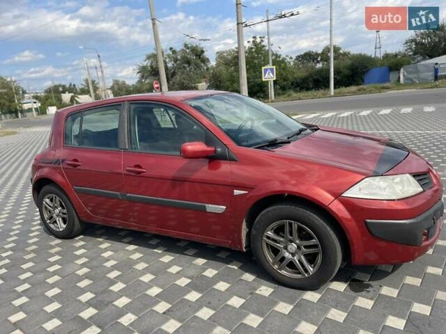 Красный Рено Меган, объемом двигателя 1.39 л и пробегом 280 тыс. км за 3200 $, фото 8 на Automoto.ua
