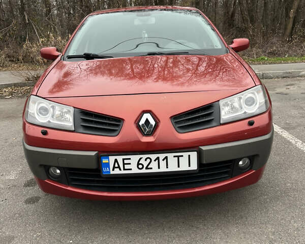 Червоний Рено Меган, об'ємом двигуна 1.87 л та пробігом 238 тис. км за 4700 $, фото 5 на Automoto.ua